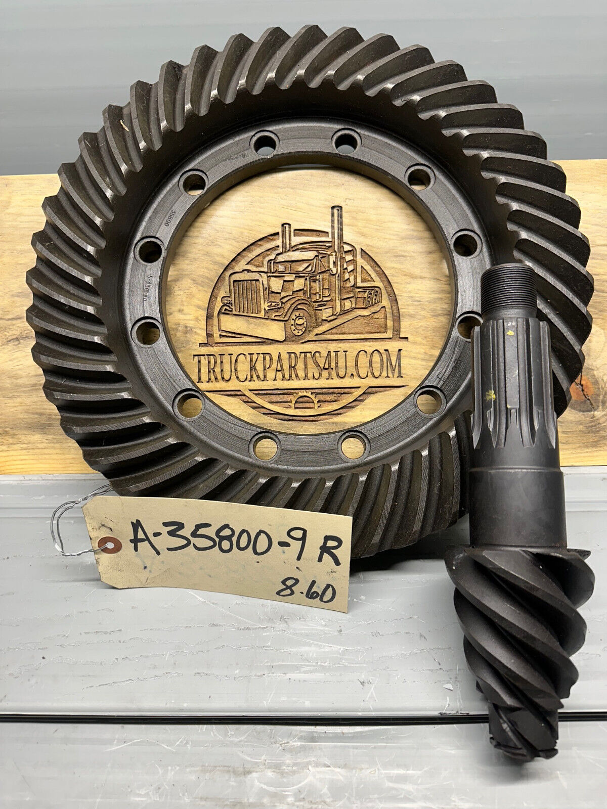 A35800-9 Meritor Rockwell Axletech SQHR gearset – 8.60 gear ratio – used differential gearing